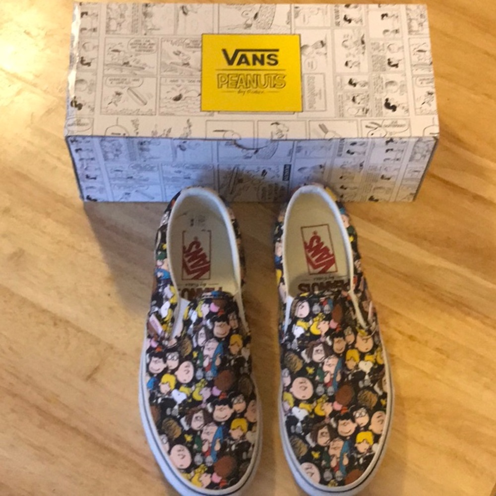 Van’s Peanuts Gang ~ New M-7.0 W-8.5 New! 38.00